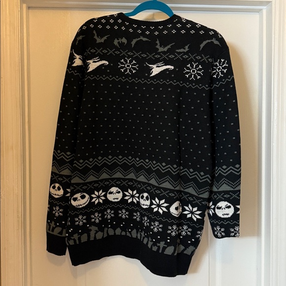 Disney nightmare before Christmas sweater - Picture 3 of 3